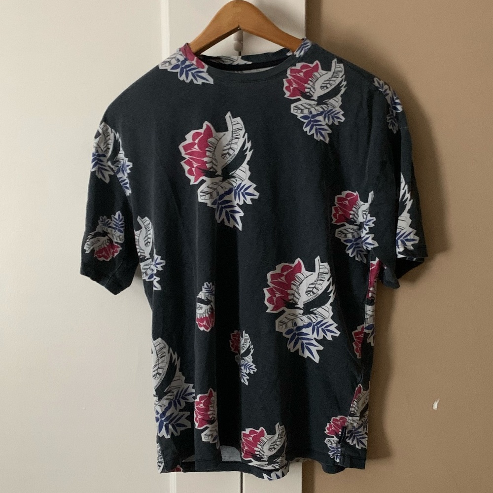 ARMANI EXCHANGE TEE | see description